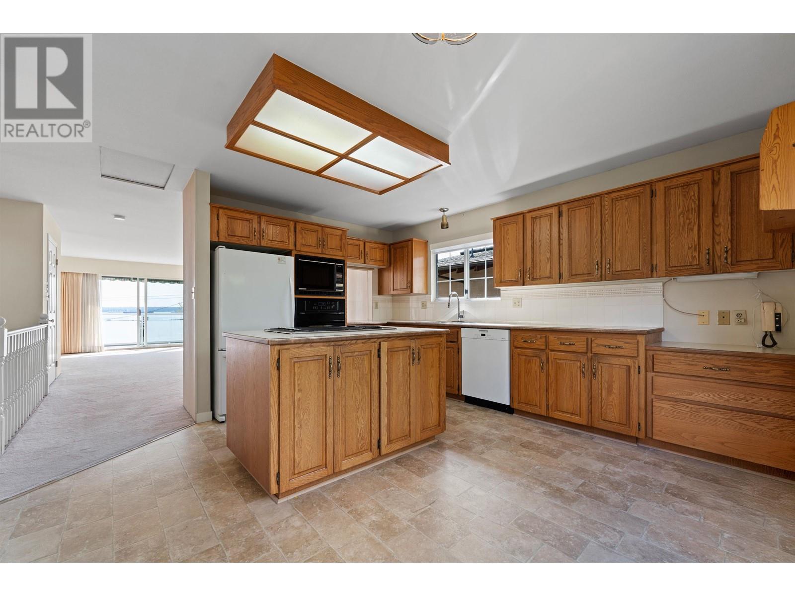 2324 Marine Drive, West Vancouver, British Columbia  V7V 1K8 - Photo 23 - R2986398