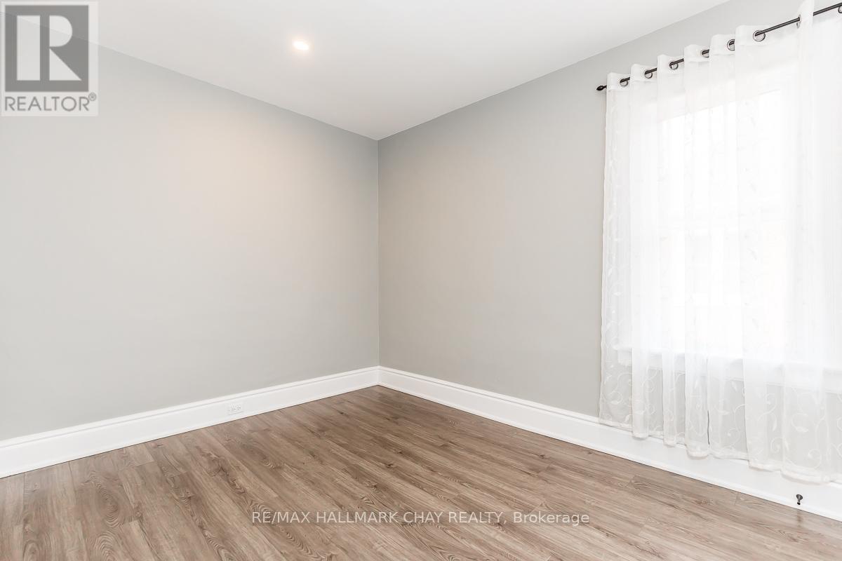 Unit #2 - 123 Burton Avenue, Barrie, Ontario  L4N 2R7 - Photo 13 - S12063568
