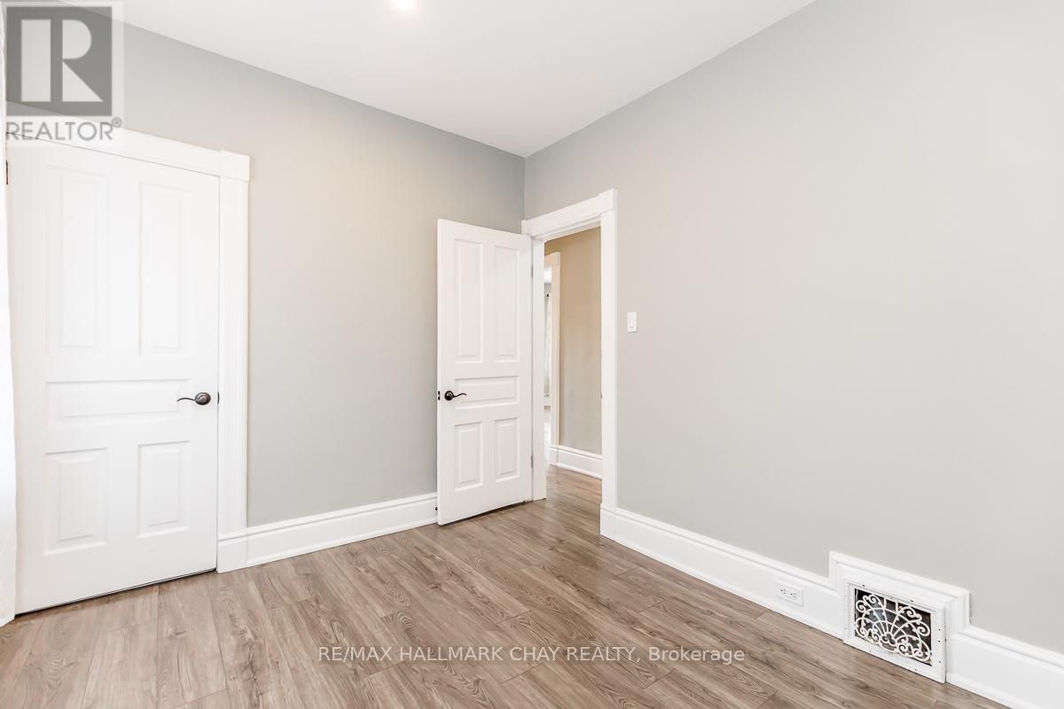 Unit #2 - 123 Burton Avenue, Barrie, Ontario  L4N 2R7 - Photo 14 - S12063568