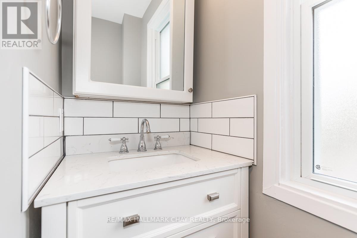 Unit #2 - 123 Burton Avenue, Barrie, Ontario  L4N 2R7 - Photo 16 - S12063568