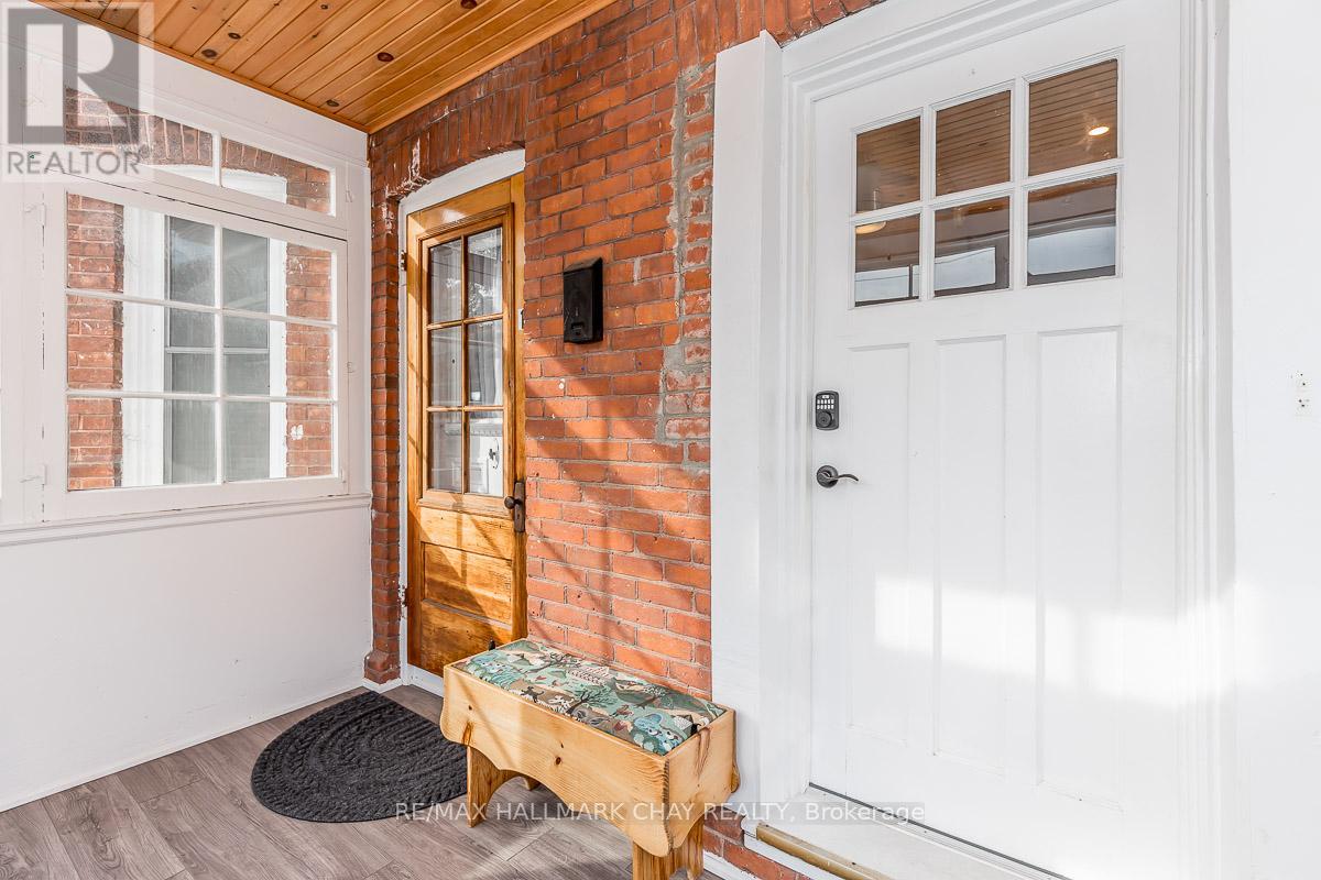 Unit #2 - 123 Burton Avenue, Barrie, Ontario  L4N 2R7 - Photo 3 - S12063568