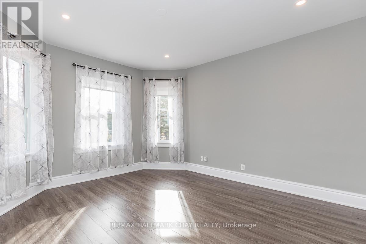 Unit #2 - 123 Burton Avenue, Barrie, Ontario  L4N 2R7 - Photo 5 - S12063568