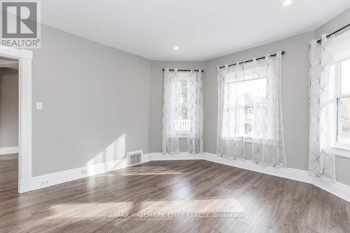 Unit #2 - 123 Burton Avenue, Barrie, Ontario  L4N 2R7 - Photo 6 - S12063568