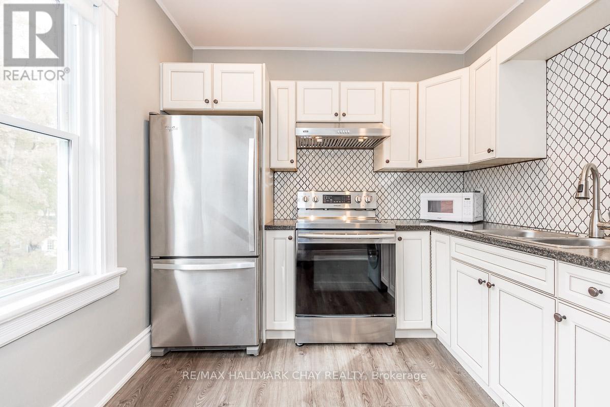 Unit #2 - 123 Burton Avenue, Barrie, Ontario  L4N 2R7 - Photo 9 - S12063568