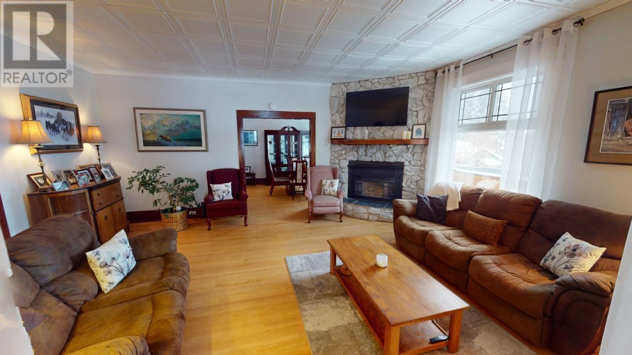 301 11th Avenue S, Cranbrook, British Columbia  V1C 2P7 - Photo 8 - 10342124