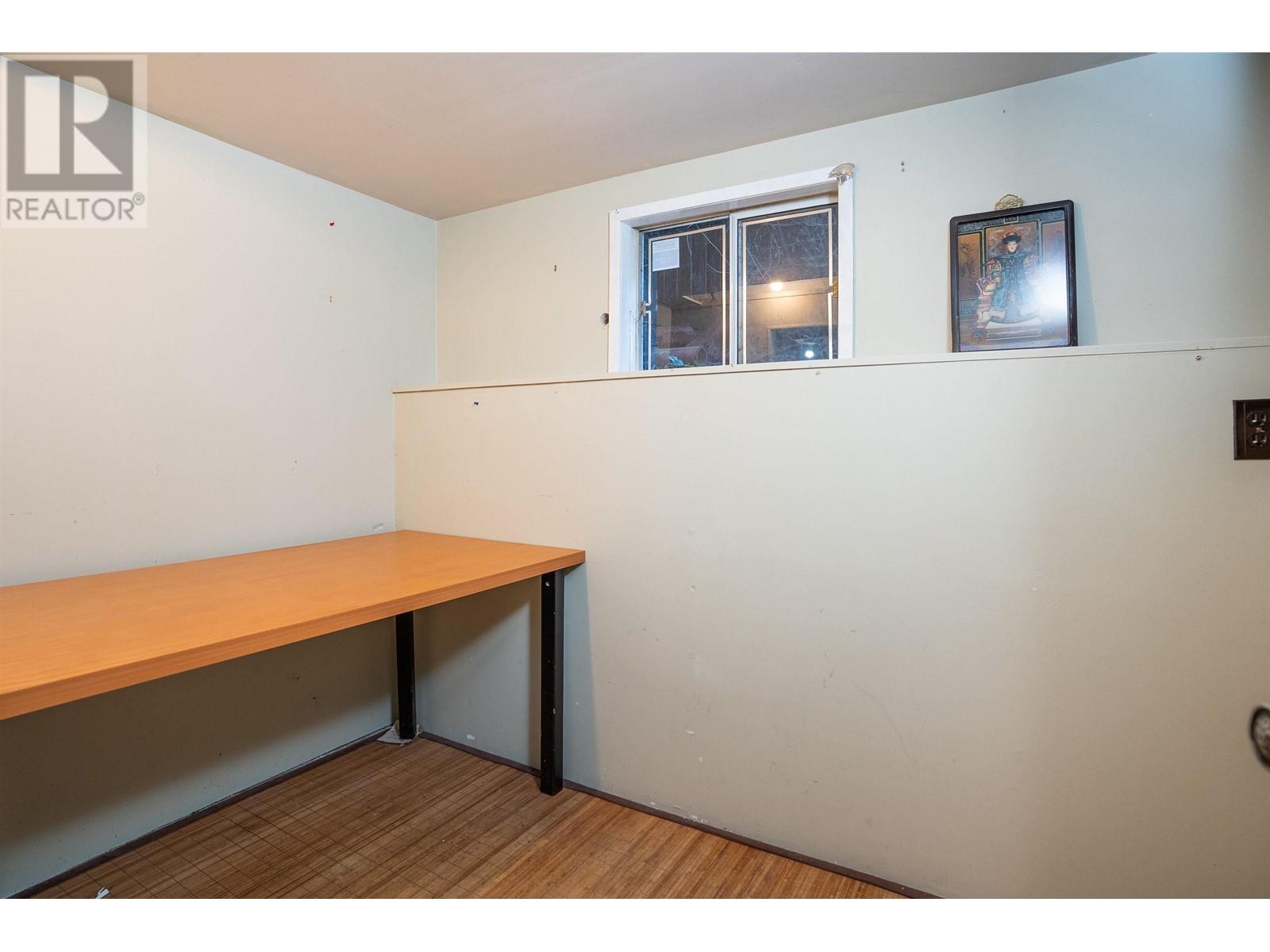 Listing Picture 30 of 36 : 3949 W 32ND AVENUE, Vancouver / 溫哥華 - 魯藝地產 Yvonne Lu Group - MLS Medallion Club Member