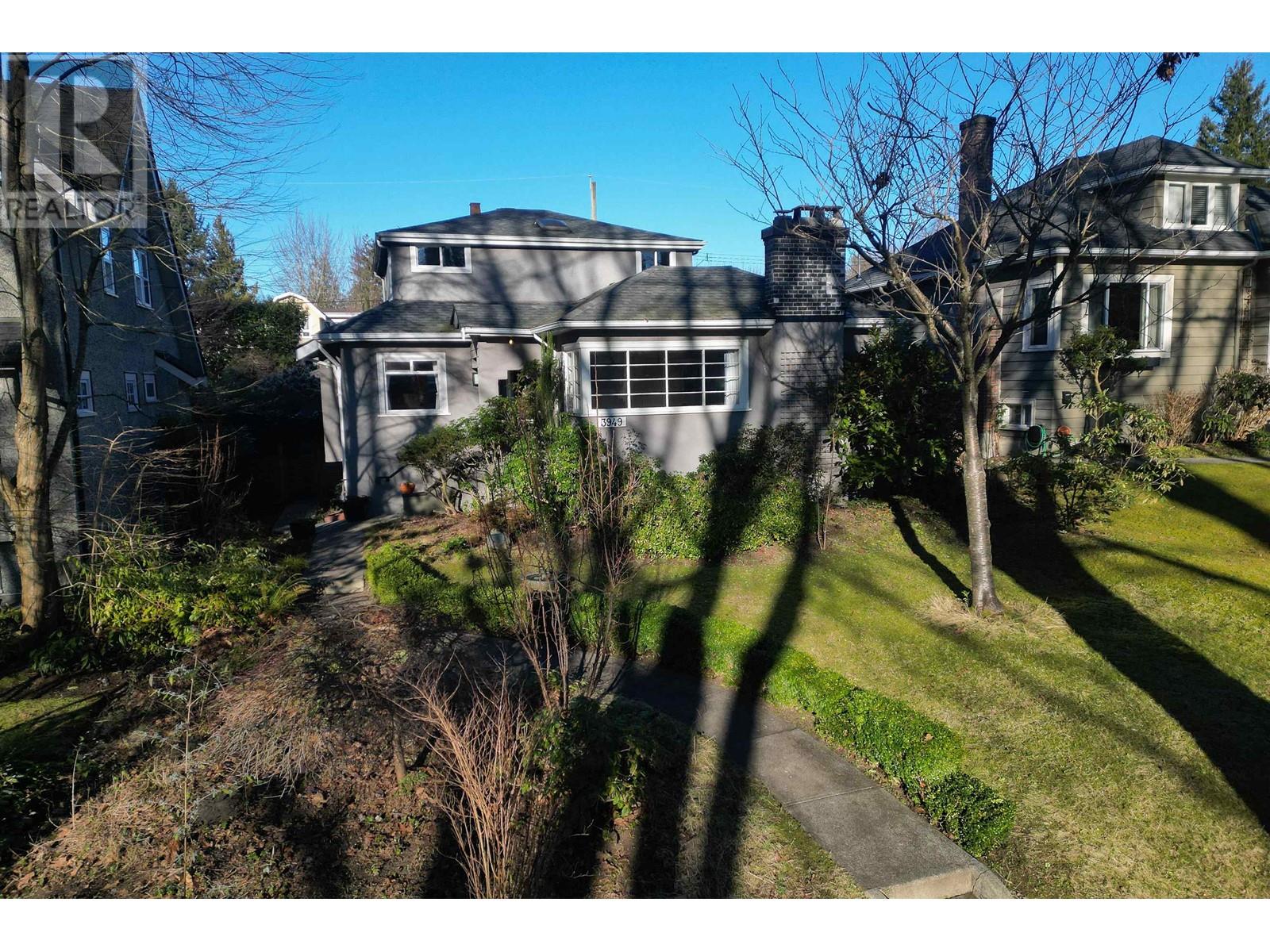 Listing Picture 35 of 36 : 3949 W 32ND AVENUE, Vancouver / 溫哥華 - 魯藝地產 Yvonne Lu Group - MLS Medallion Club Member