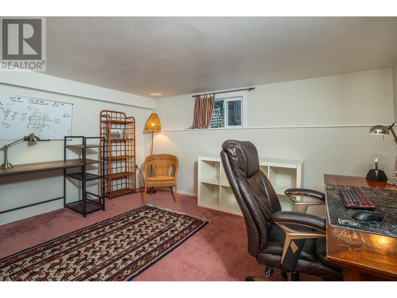 Listing Picture 26 of 36 : 3949 W 32ND AVENUE, Vancouver / 溫哥華 - 魯藝地產 Yvonne Lu Group - MLS Medallion Club Member