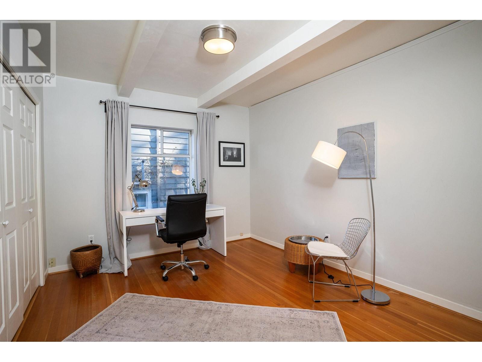 Listing Picture 14 of 36 : 3949 W 32ND AVENUE, Vancouver / 溫哥華 - 魯藝地產 Yvonne Lu Group - MLS Medallion Club Member