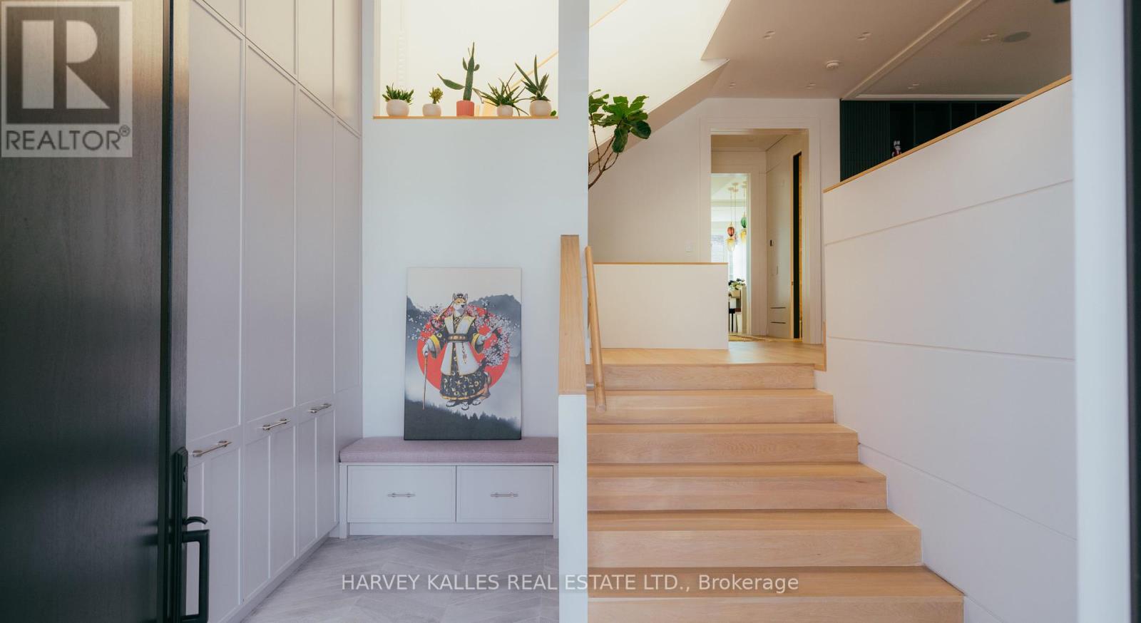 Property at 419 GLENGROVE AVENUE image 4