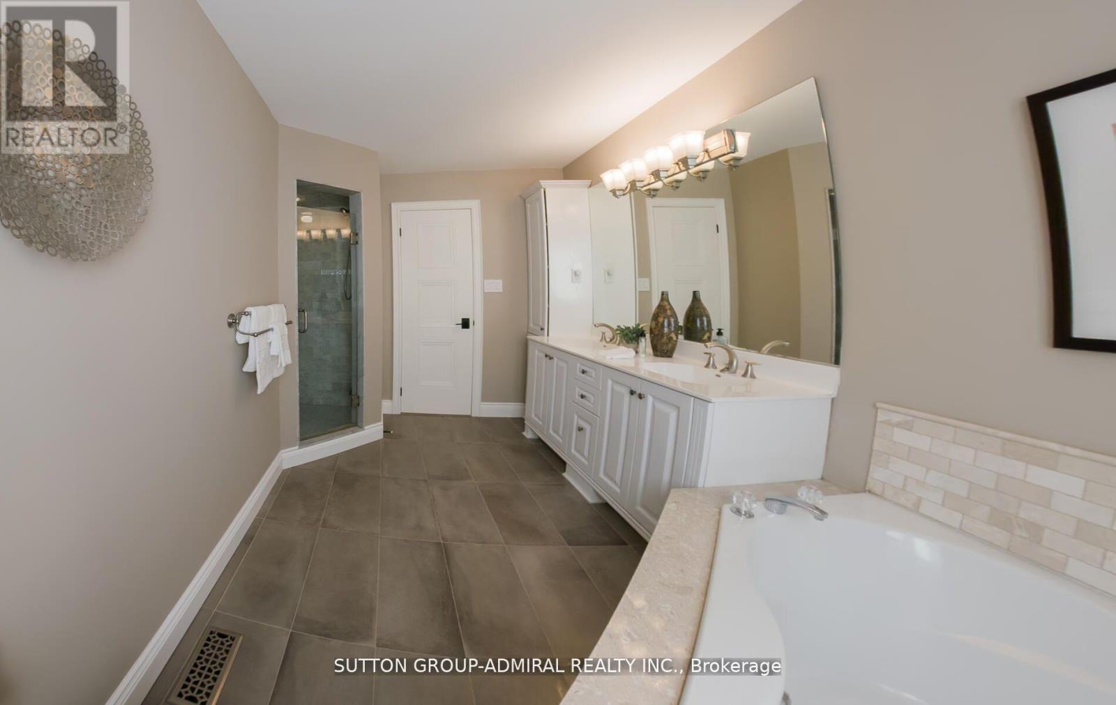 473 Highcliffe Drive, Vaughan, Ontario  L4J 8L3 - Photo 19 - N12063617