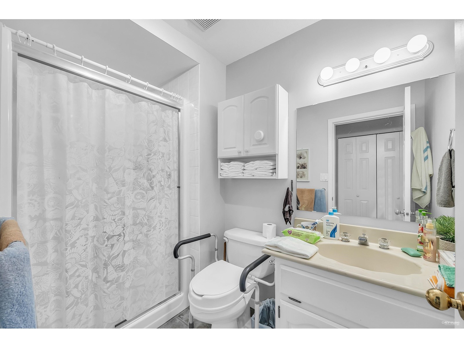 14338 19 Avenue, Surrey, British Columbia  V4A 7S9 - Photo 23 - R2984056