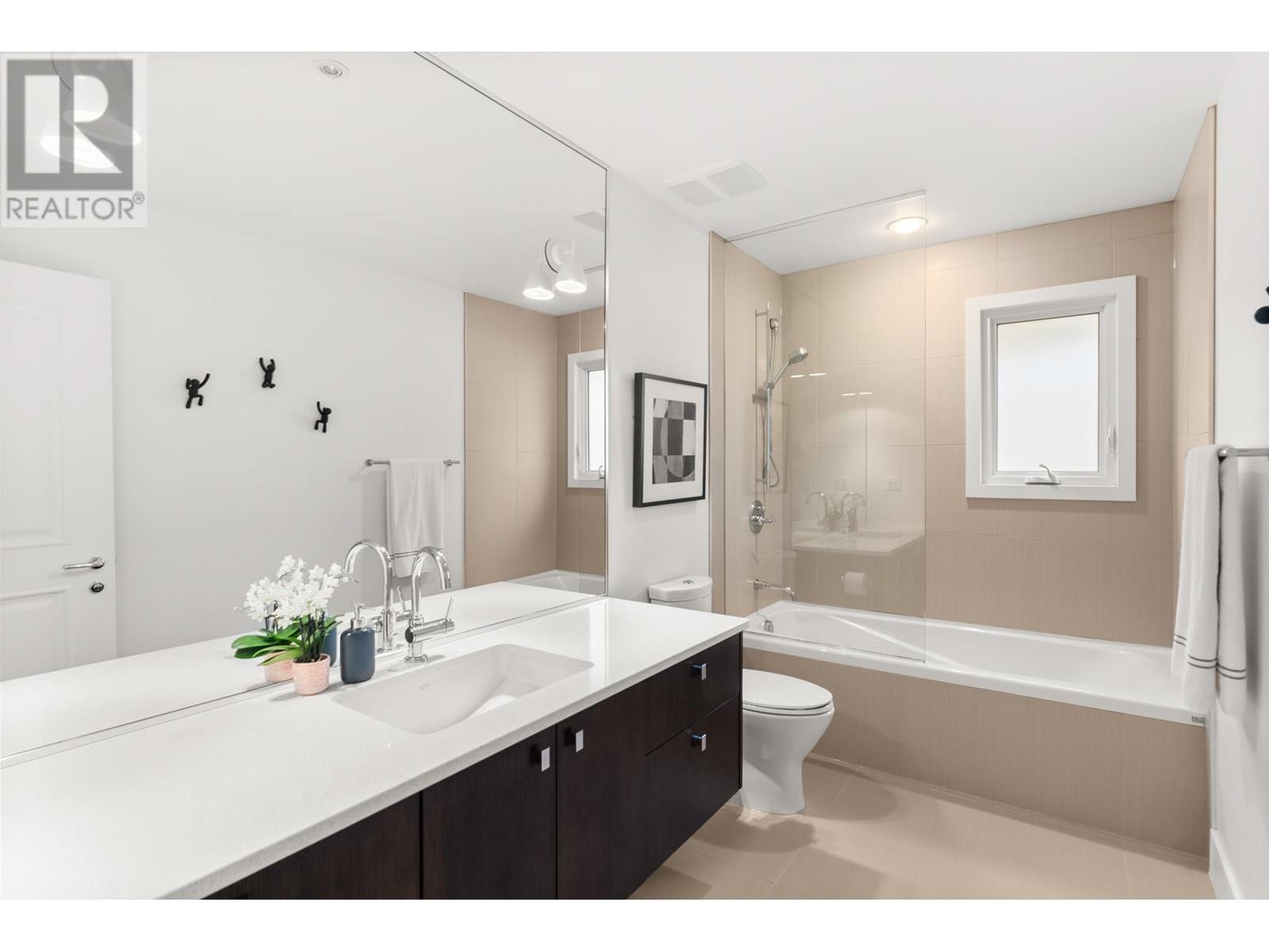 2496 W 36th Avenue, Vancouver, British Columbia  V6M 1L6 - Photo 28 - R2986356