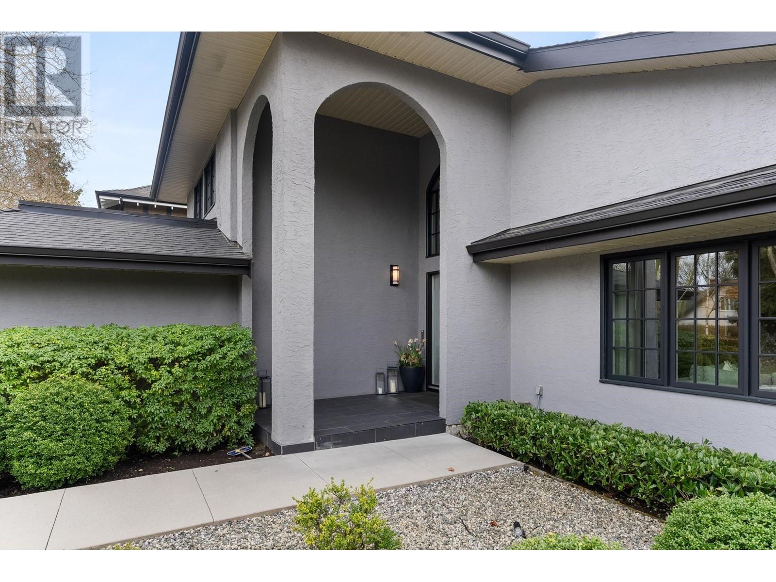 2496 W 36th Avenue, Vancouver, British Columbia  V6M 1L6 - Photo 4 - R2986356