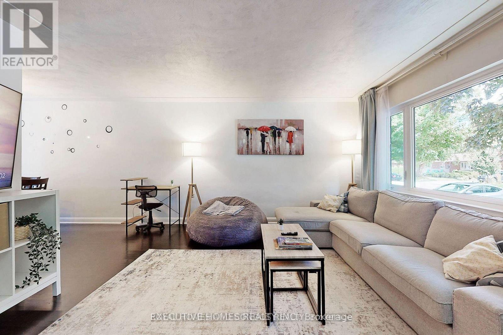 Property at 2221 GHENT AVENUE image 3