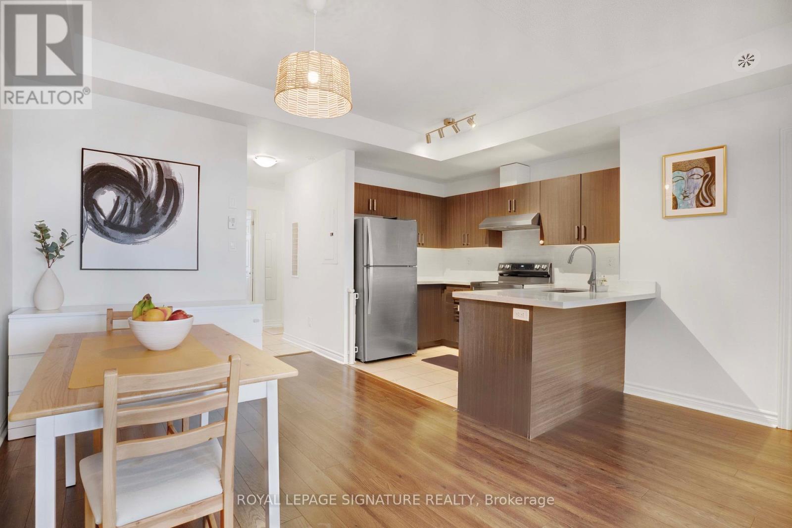 26-02 - 2420 Baronwood Drive, Oakville (Wm Westmount), Ontario  L6M 0X6 - Photo 10 - W12063621