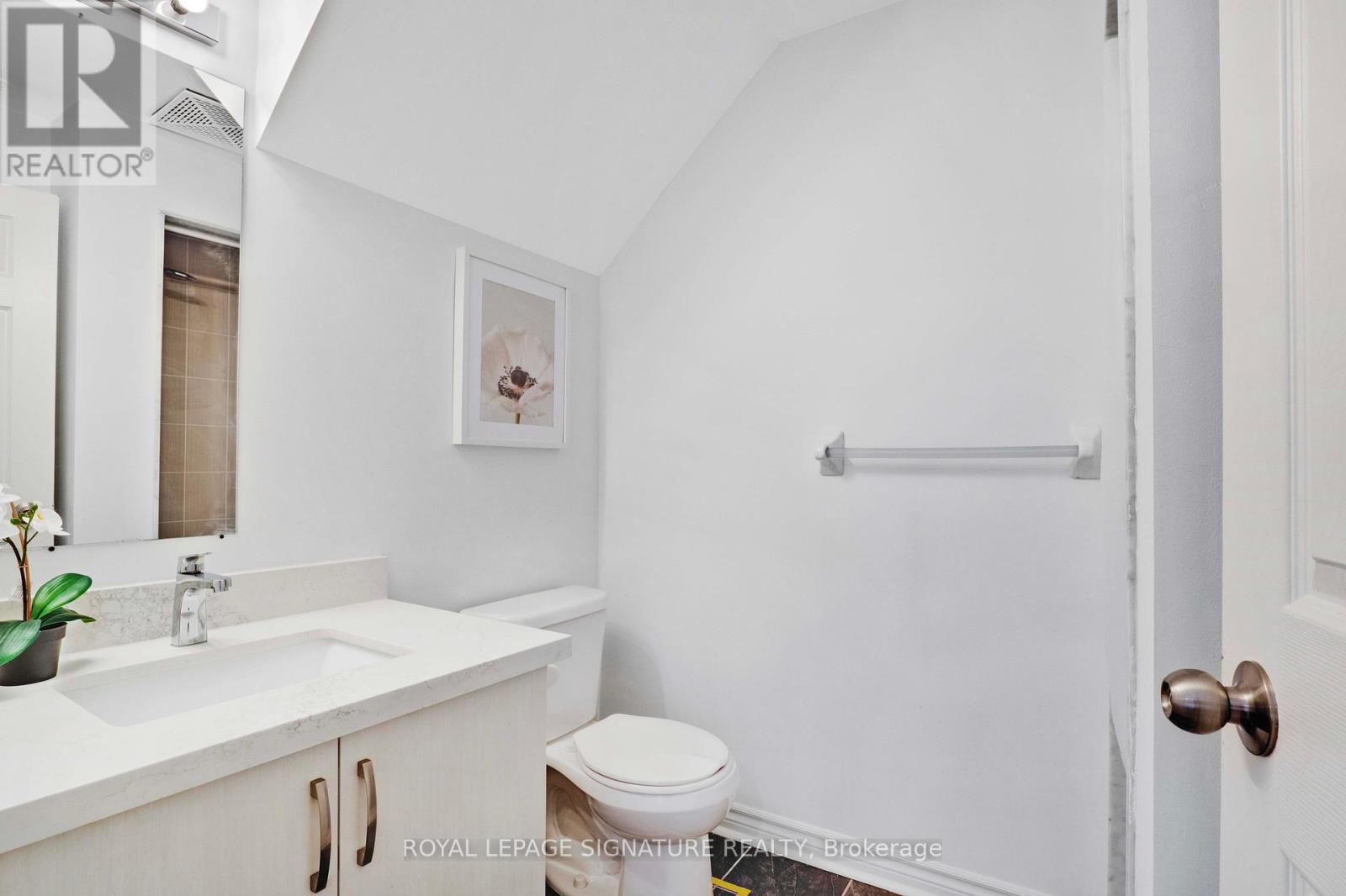 26-02 - 2420 Baronwood Drive, Oakville (Wm Westmount), Ontario  L6M 0X6 - Photo 22 - W12063621