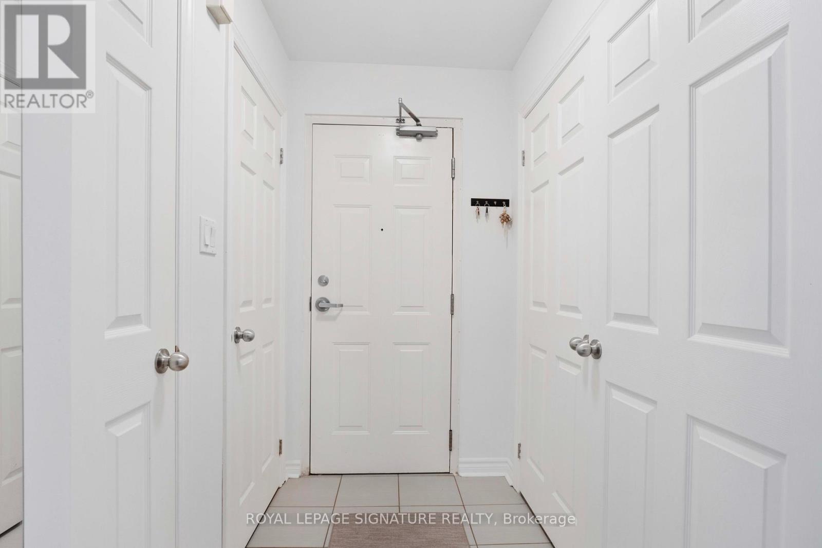 26-02 - 2420 Baronwood Drive, Oakville (Wm Westmount), Ontario  L6M 0X6 - Photo 25 - W12063621