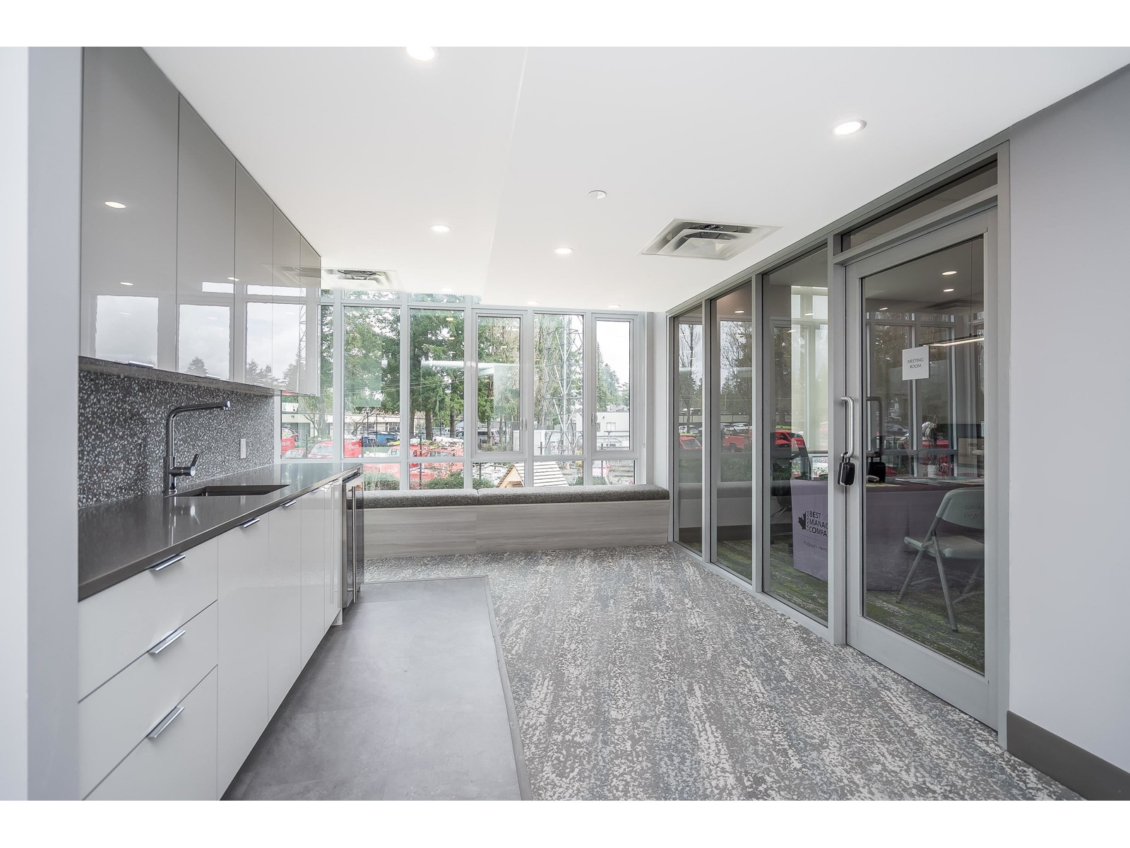 1207 10428 Whalley Boulevard, Surrey, British Columbia  V3T 5J6 - Photo 31 - R2983619