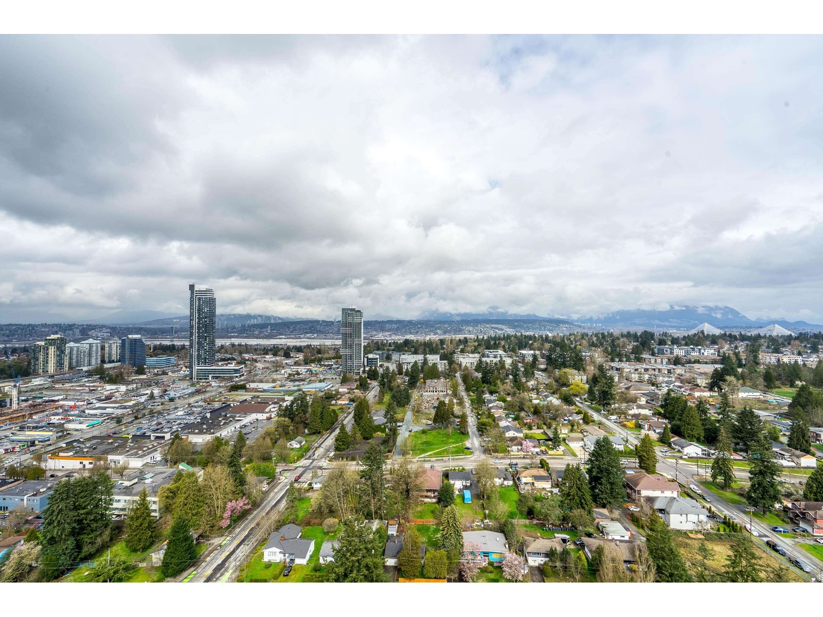 1207 10428 Whalley Boulevard, Surrey, British Columbia  V3T 5J6 - Photo 38 - R2983619
