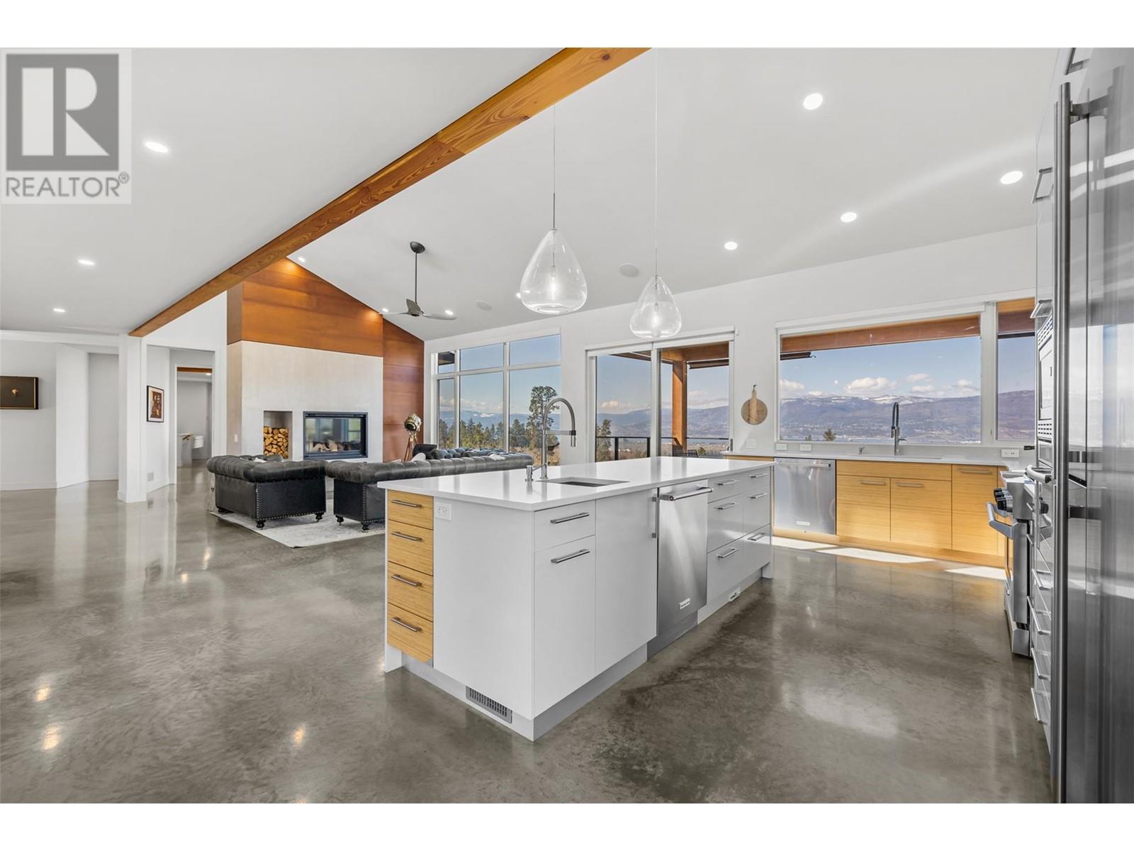3979/3977 Hart Road, Kelowna, British Columbia  V1W 4E5 - Photo 22 - 10341931