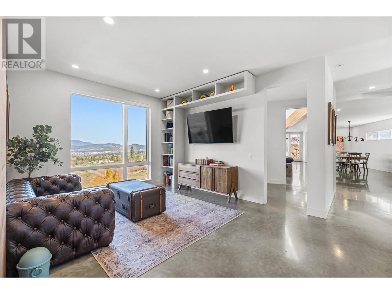 3979/3977 Hart Road, Kelowna, British Columbia  V1W 4E5 - Photo 36 - 10341931