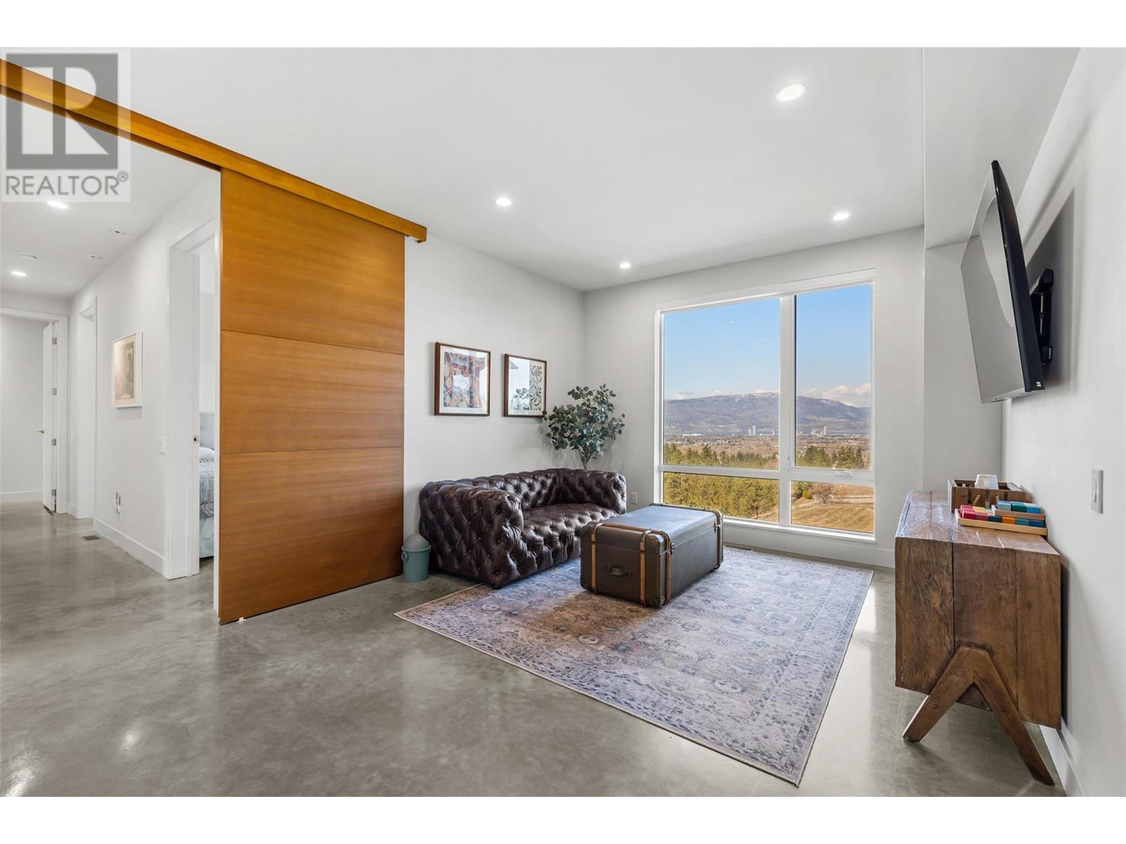 3979/3977 Hart Road, Kelowna, British Columbia  V1W 4E5 - Photo 37 - 10341931