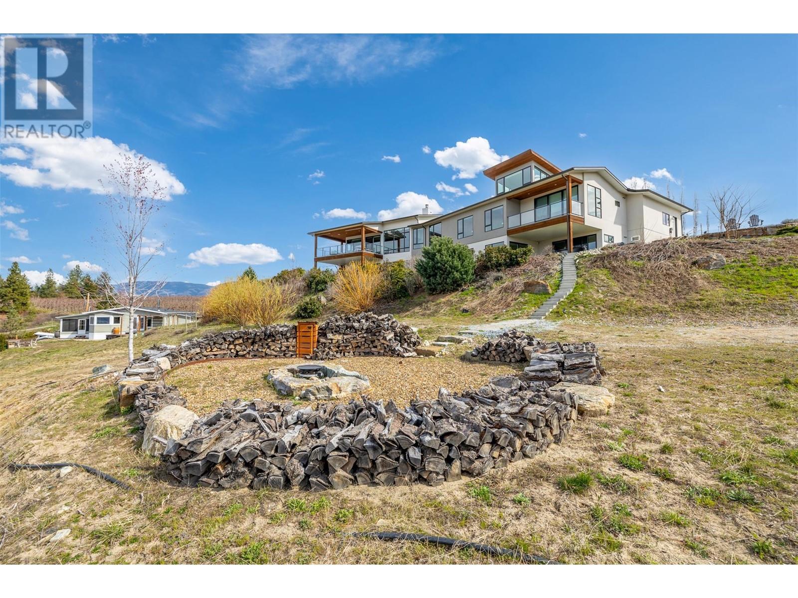 3979/3977 Hart Road, Kelowna, British Columbia  V1W 4E5 - Photo 7 - 10341931
