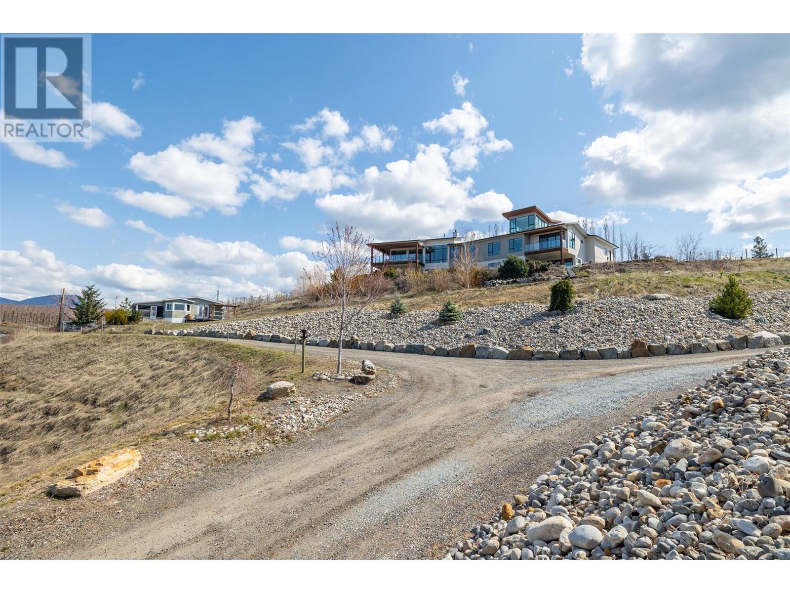 3979/3977 Hart Road, Kelowna, British Columbia  V1W 4E5 - Photo 75 - 10341931