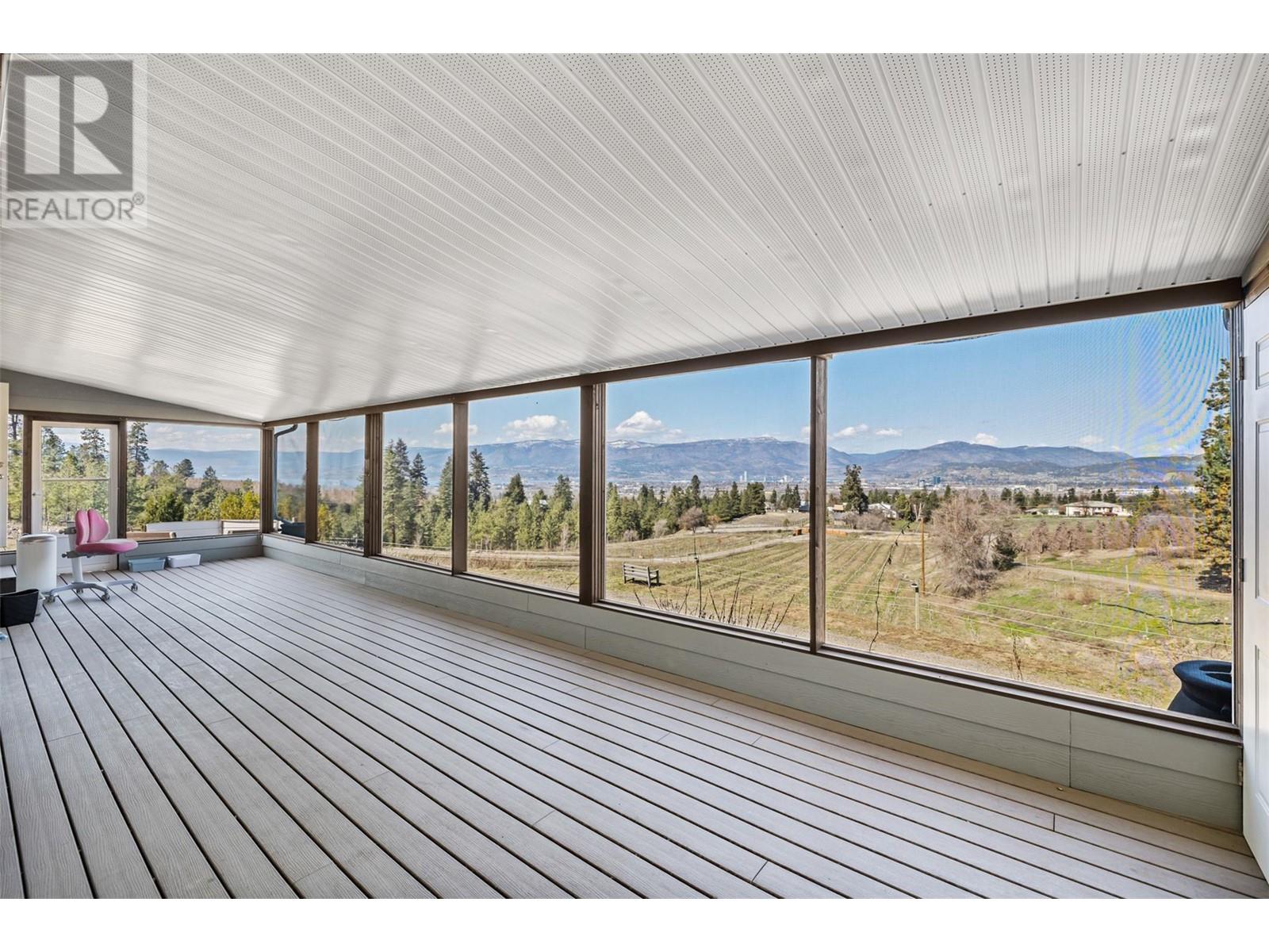 3979/3977 Hart Road, Kelowna, British Columbia  V1W 4E5 - Photo 83 - 10341931
