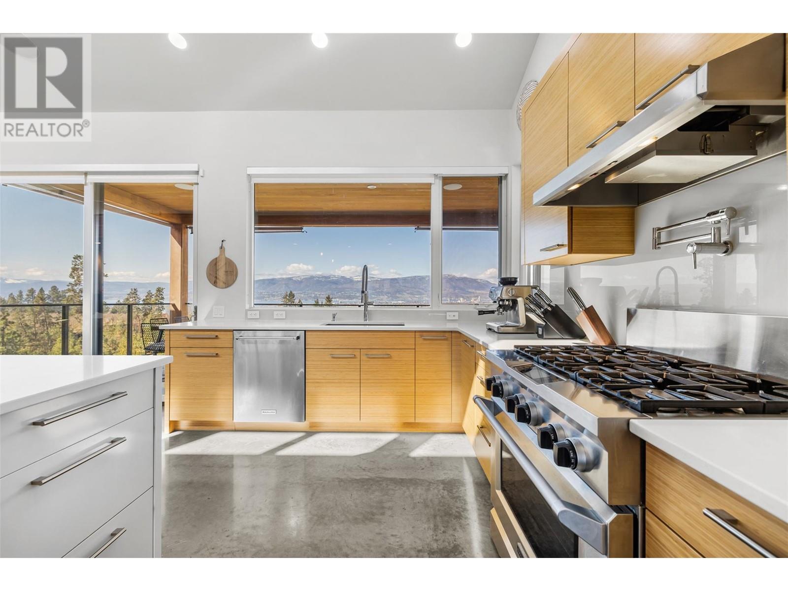 3977/3979 Hart Road, Kelowna, British Columbia  V1W 4E5 - Photo 19 - 10341928
