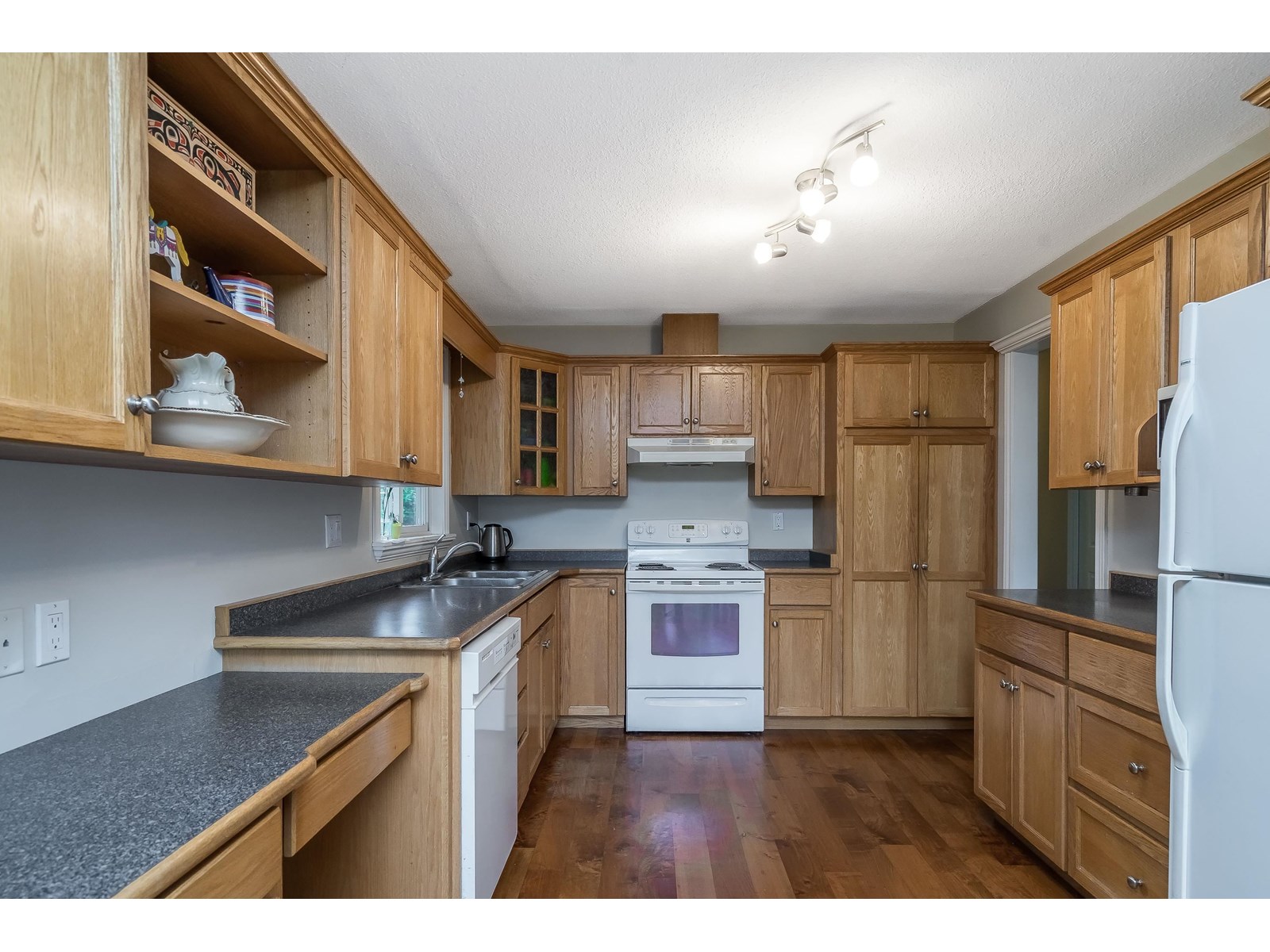 5688 244 Street, Langley, British Columbia  V2Z 1G6 - Photo 11 - R2980088