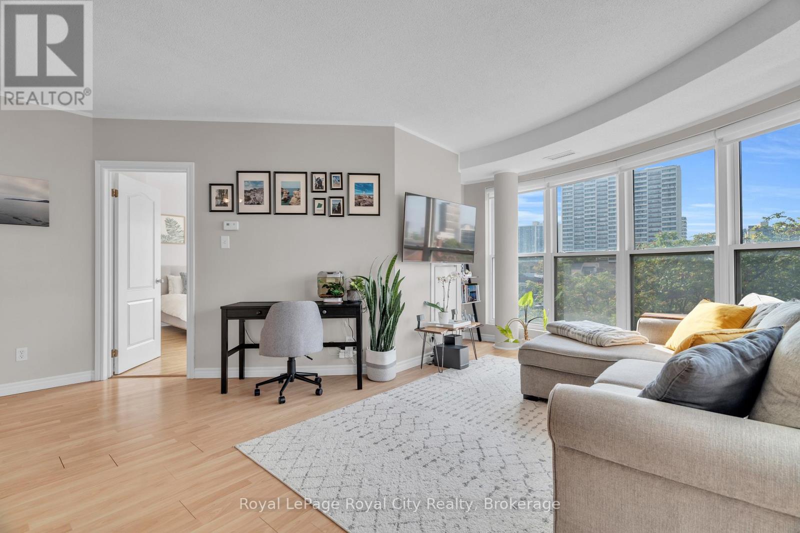 614 - 135 James Street S, Hamilton, Ontario  L8P 2Z6 - Photo 4 - X12063636