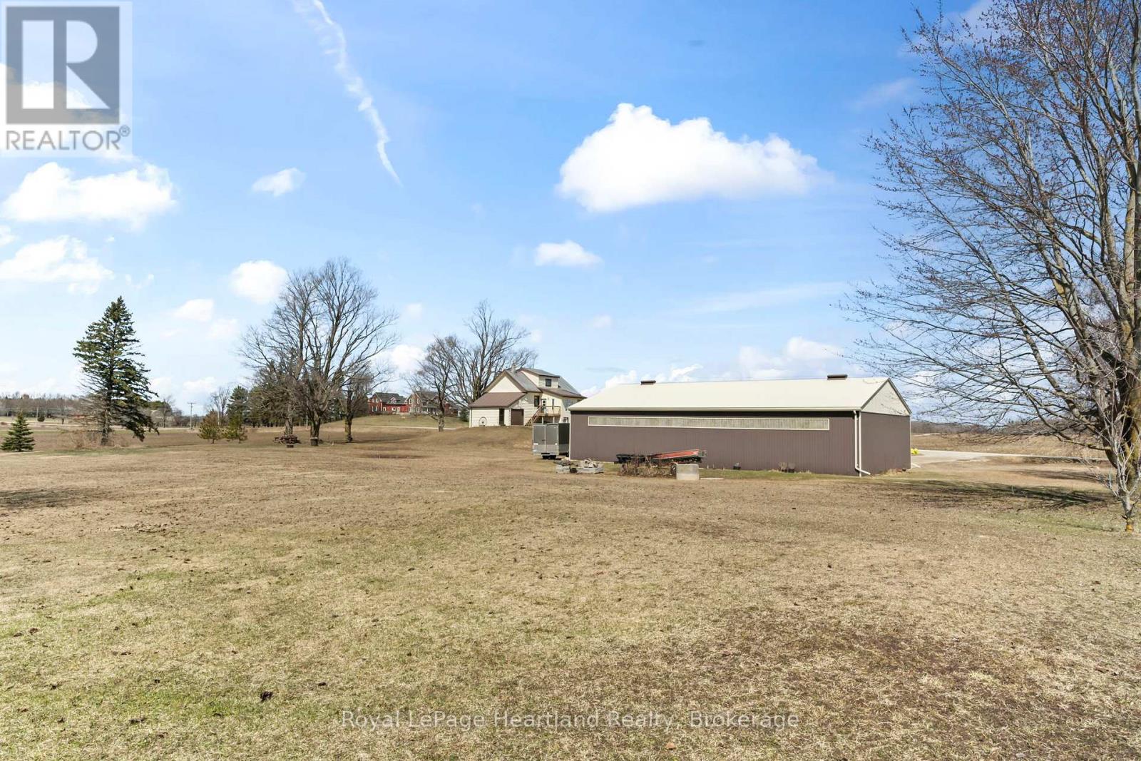 8558 Concession Rd 6, Mapleton, Ontario  N0G 2K0 - Photo 27 - X12063651