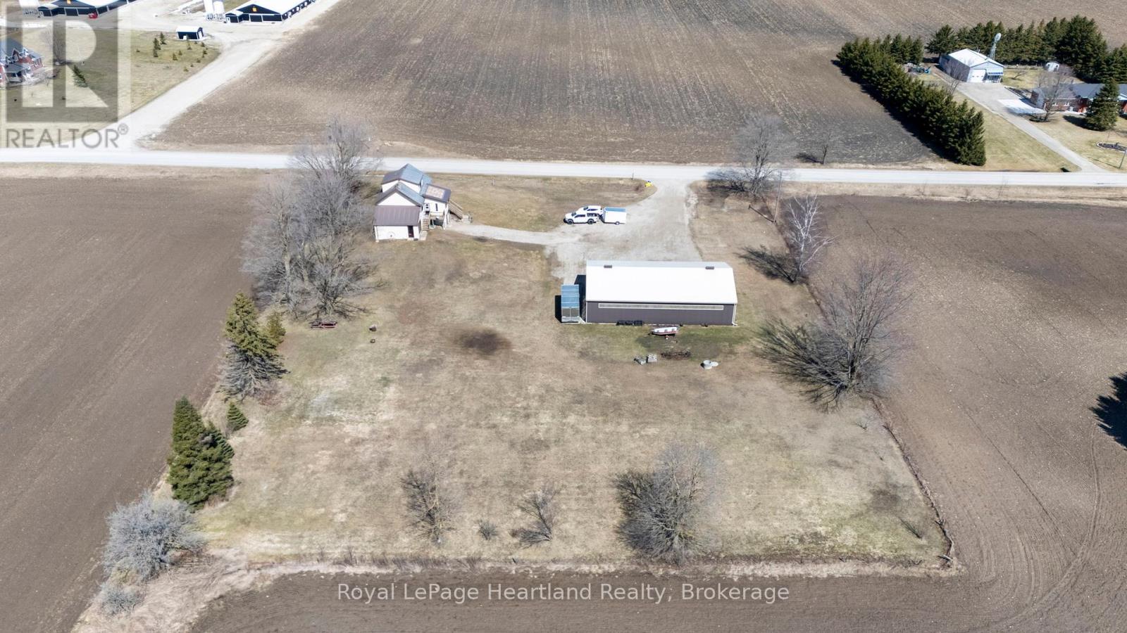8558 Concession Rd 6, Mapleton, Ontario  N0G 2K0 - Photo 3 - X12063651
