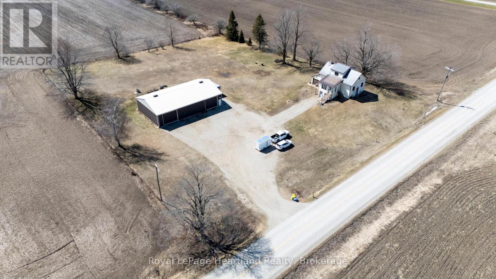8558 Concession Rd 6, Mapleton, Ontario  N0G 2K0 - Photo 5 - X12063651