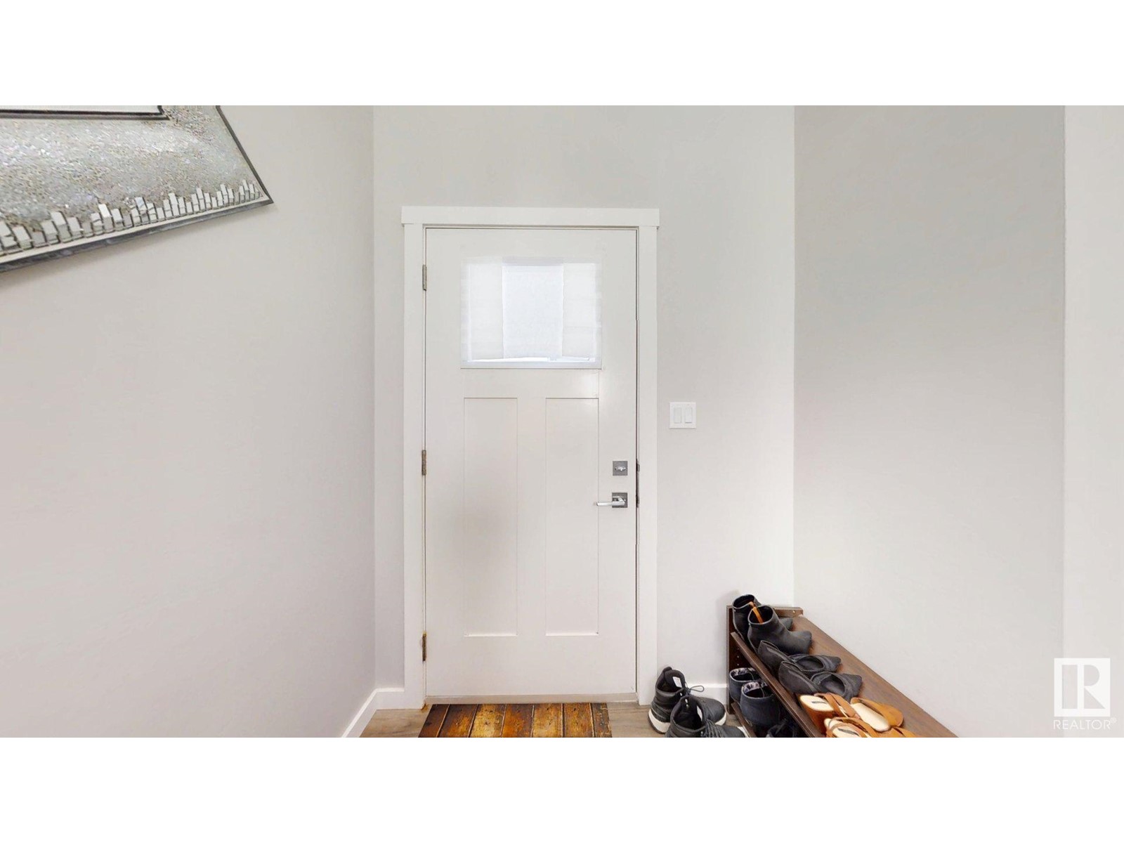 Property at 2378 Kelly CI SW image 4