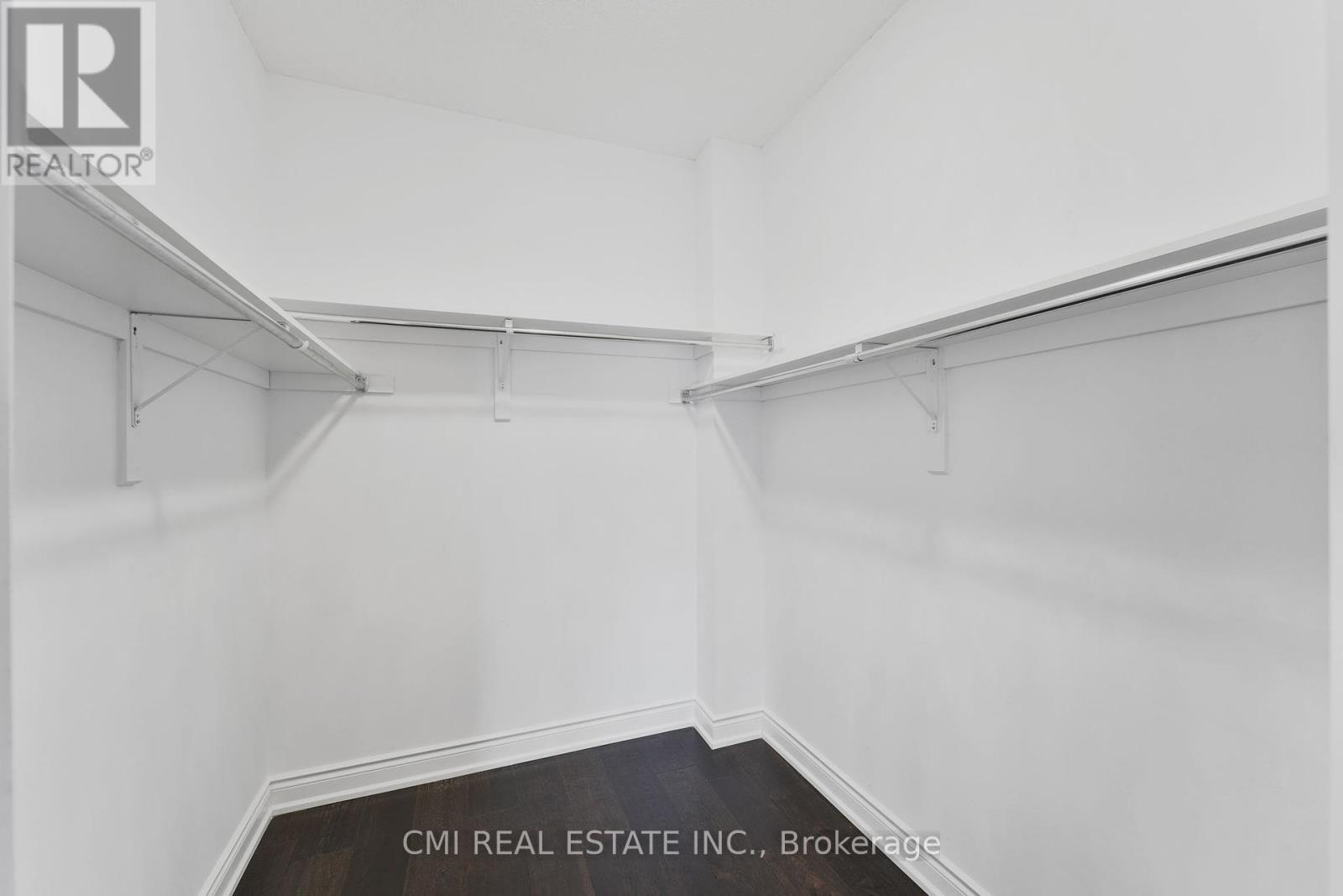 77 Waterview Road, Wasaga Beach, Ontario  L9Z 0E9 - Photo 15 - S12063639