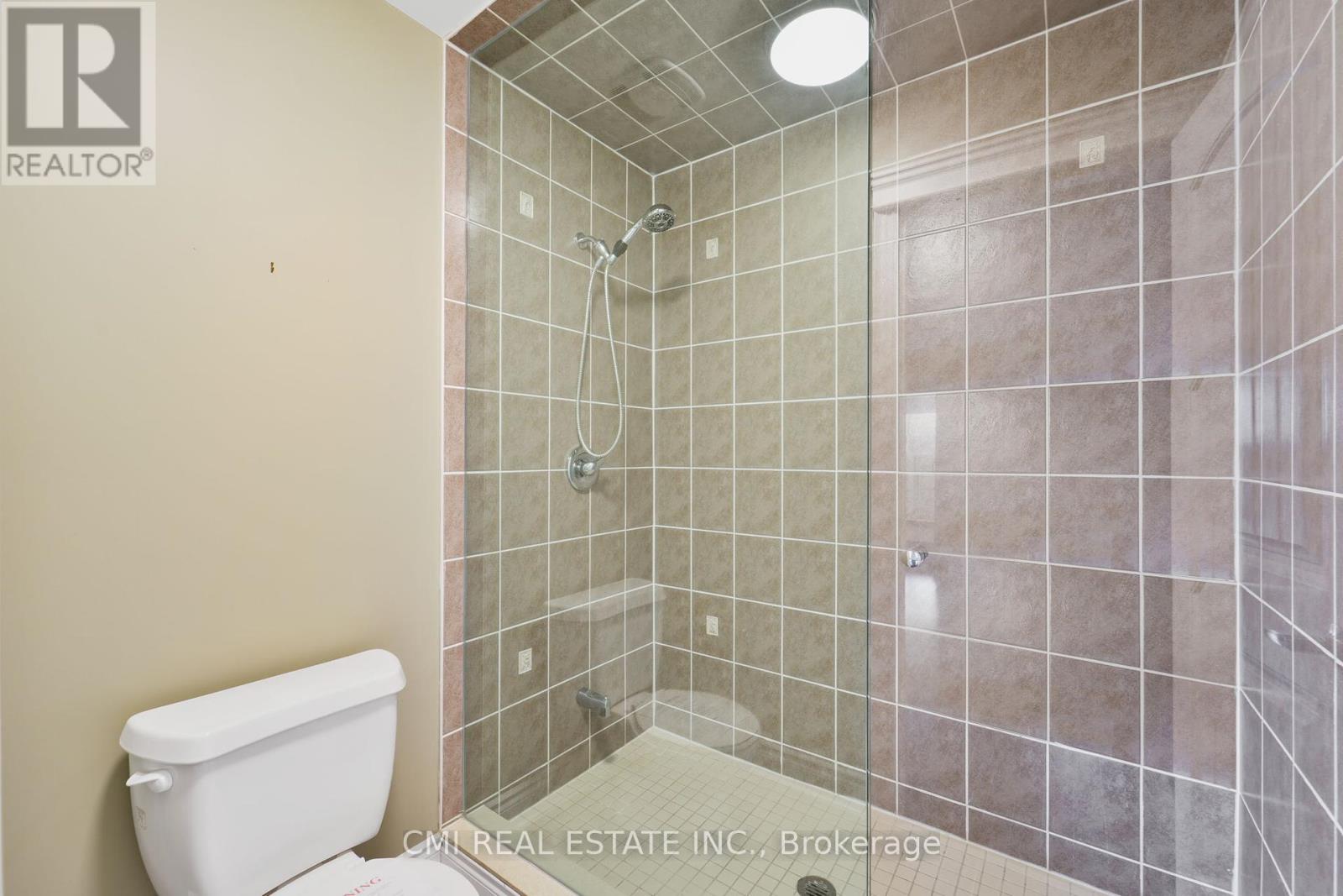 77 Waterview Road, Wasaga Beach, Ontario  L9Z 0E9 - Photo 35 - S12063639