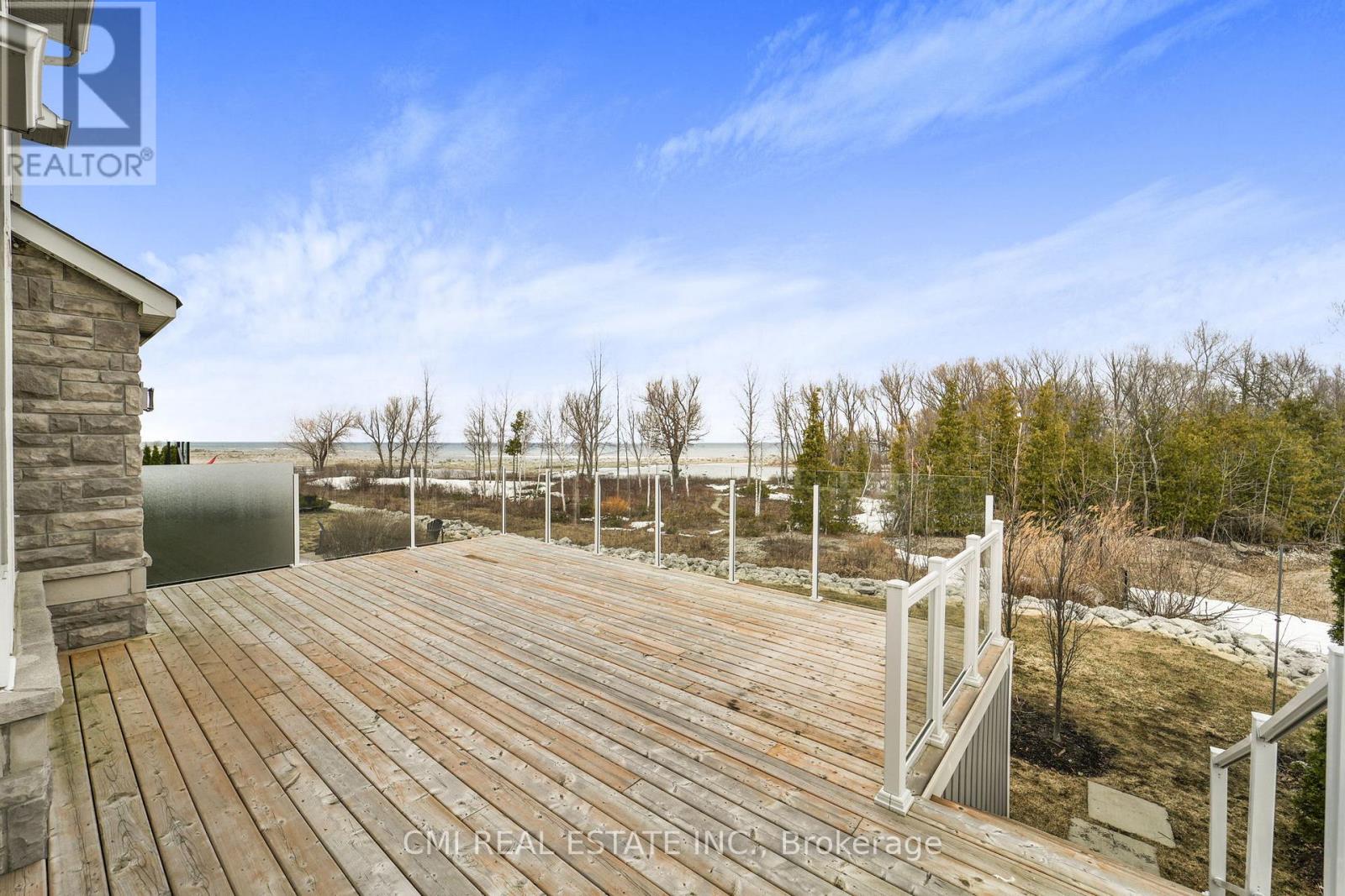 77 Waterview Road, Wasaga Beach, Ontario  L9Z 0E9 - Photo 43 - S12063639