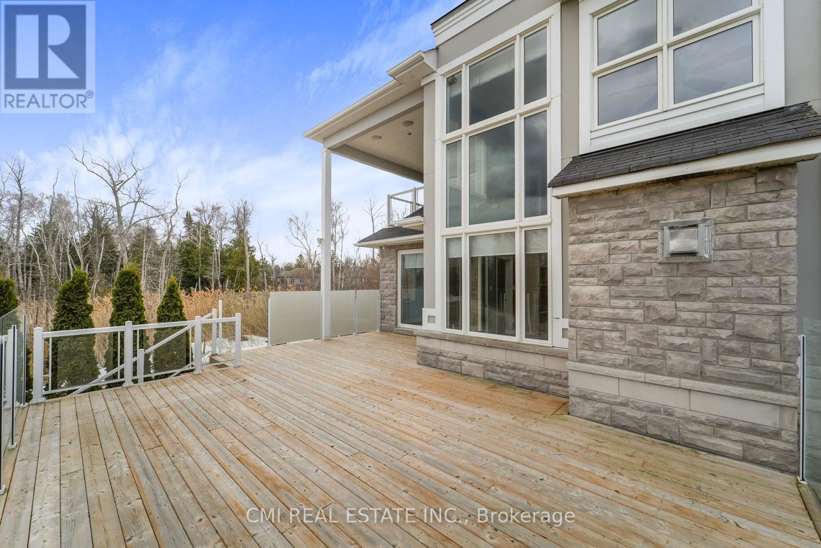 77 Waterview Road, Wasaga Beach, Ontario  L9Z 0E9 - Photo 45 - S12063639