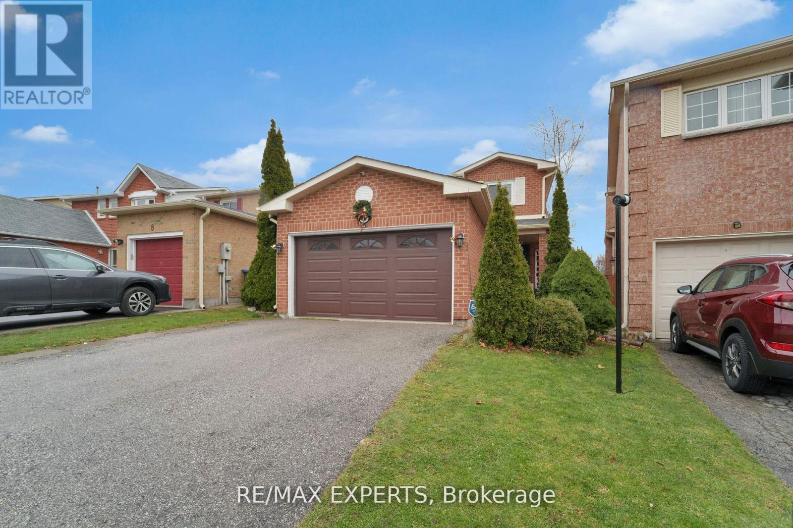 Property at 10 CASSANDER CRESCENT image 2