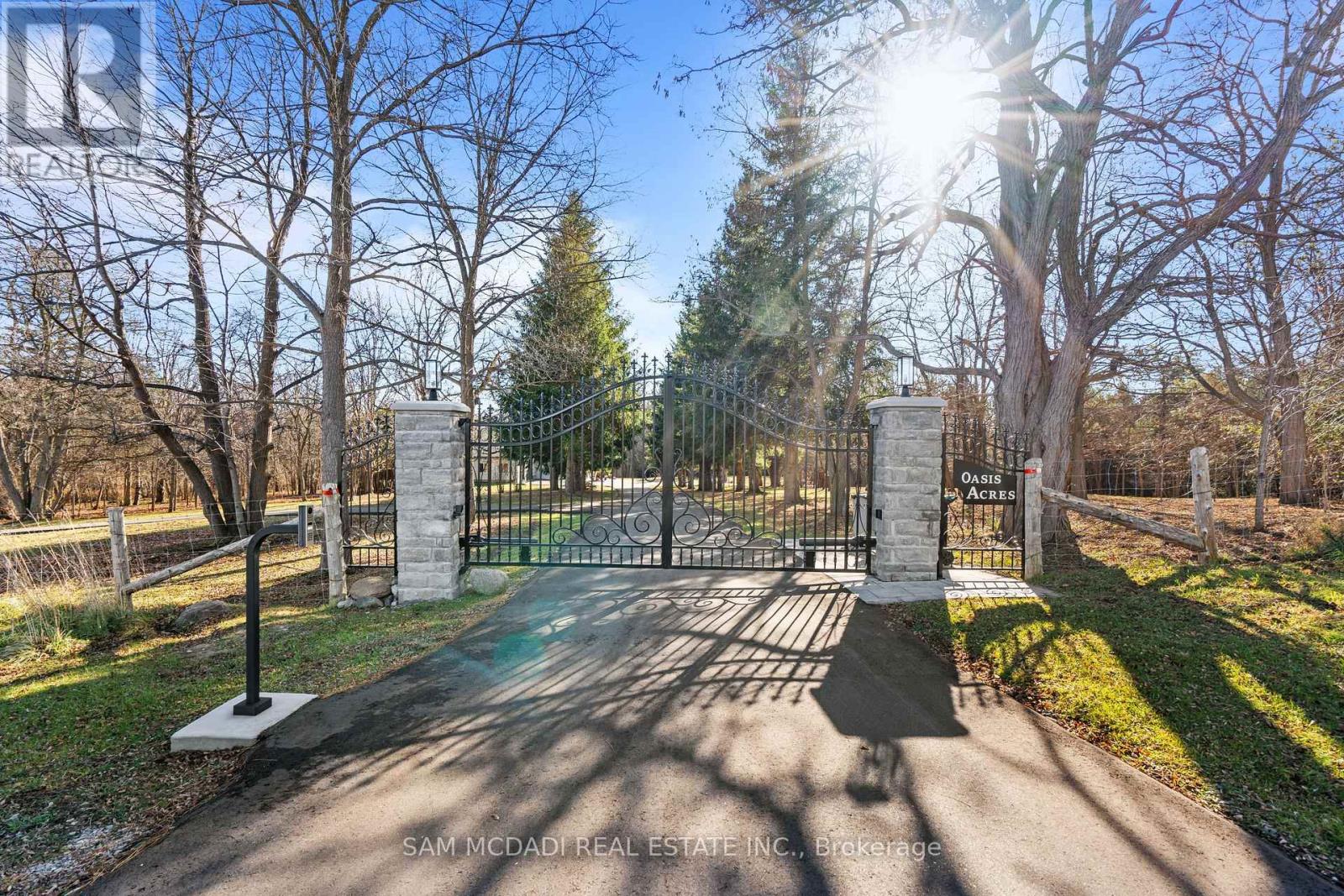 2993 Innisfil Beach Road, Innisfil, Ontario  L9S 4C3 - Photo 2 - N12063682