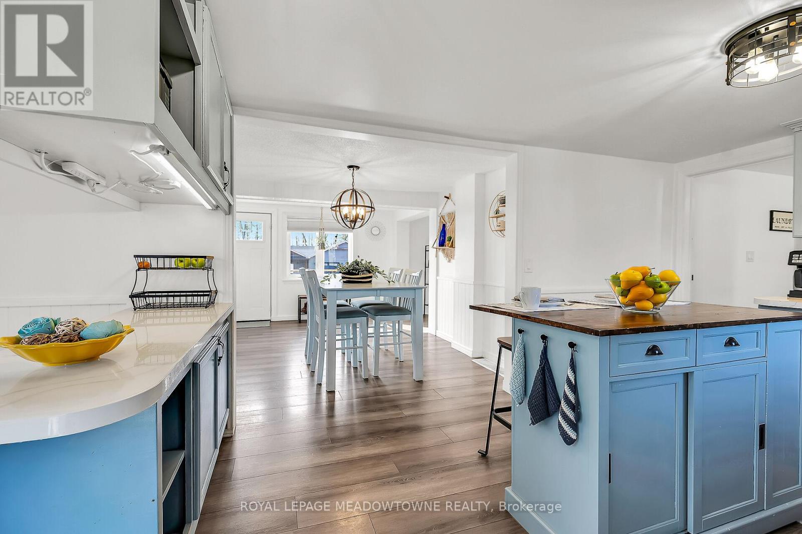 39 Elgin Street W, Blandford-Blenheim, Ontario  N0J 1V0 - Photo 13 - X12063678