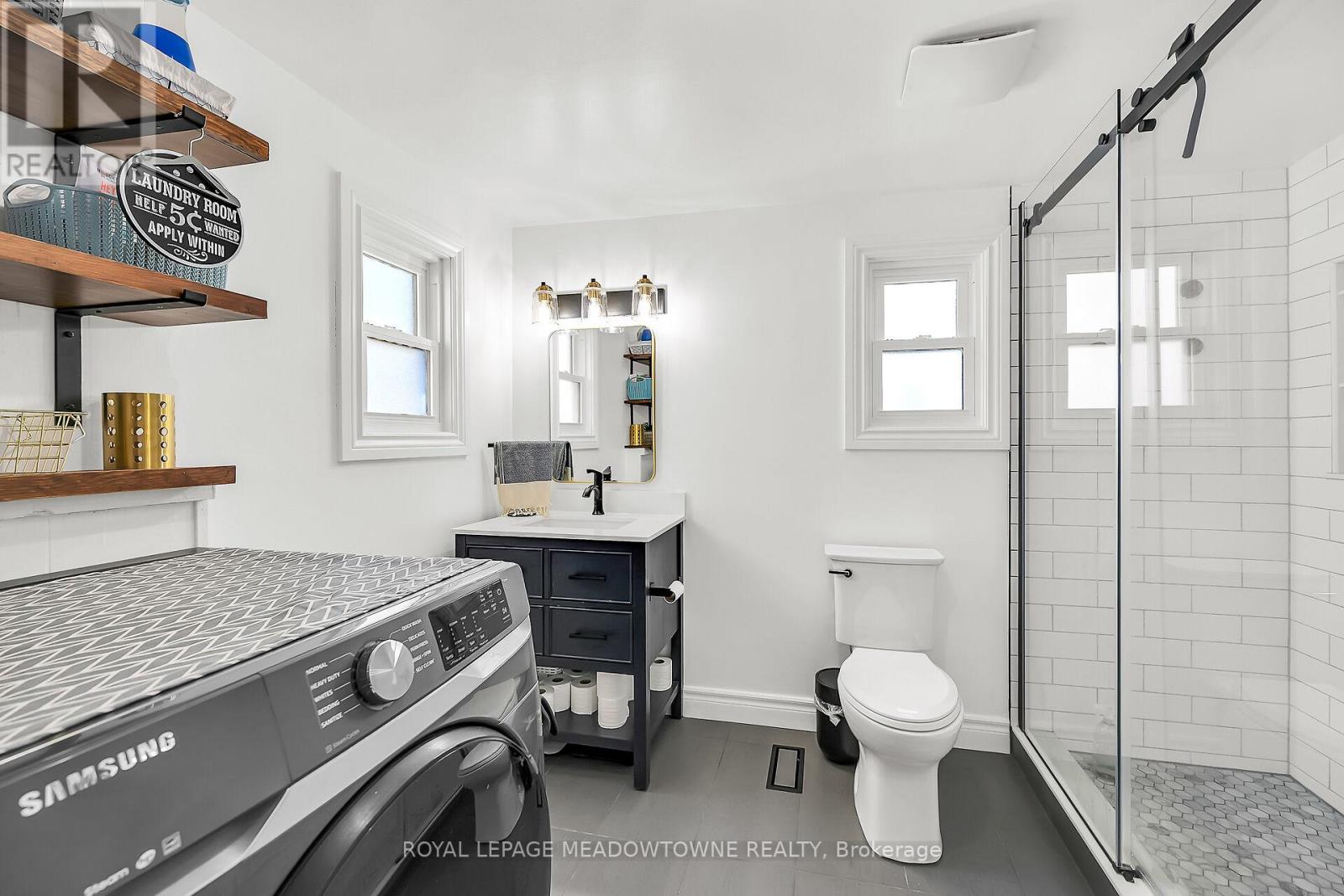 39 Elgin Street W, Blandford-Blenheim, Ontario  N0J 1V0 - Photo 20 - X12063678