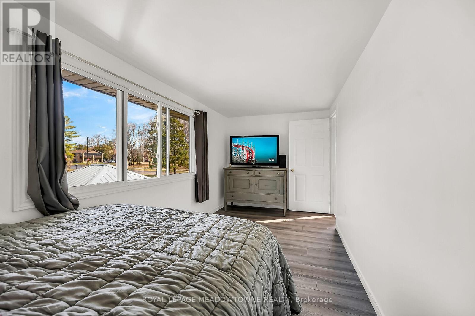 39 Elgin Street W, Blandford-Blenheim, Ontario  N0J 1V0 - Photo 24 - X12063678