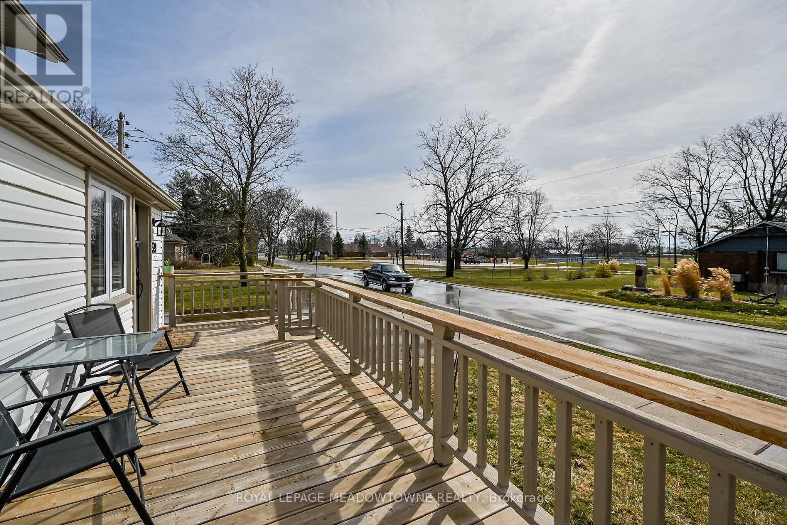 39 Elgin Street W, Blandford-Blenheim, Ontario  N0J 1V0 - Photo 45 - X12063678