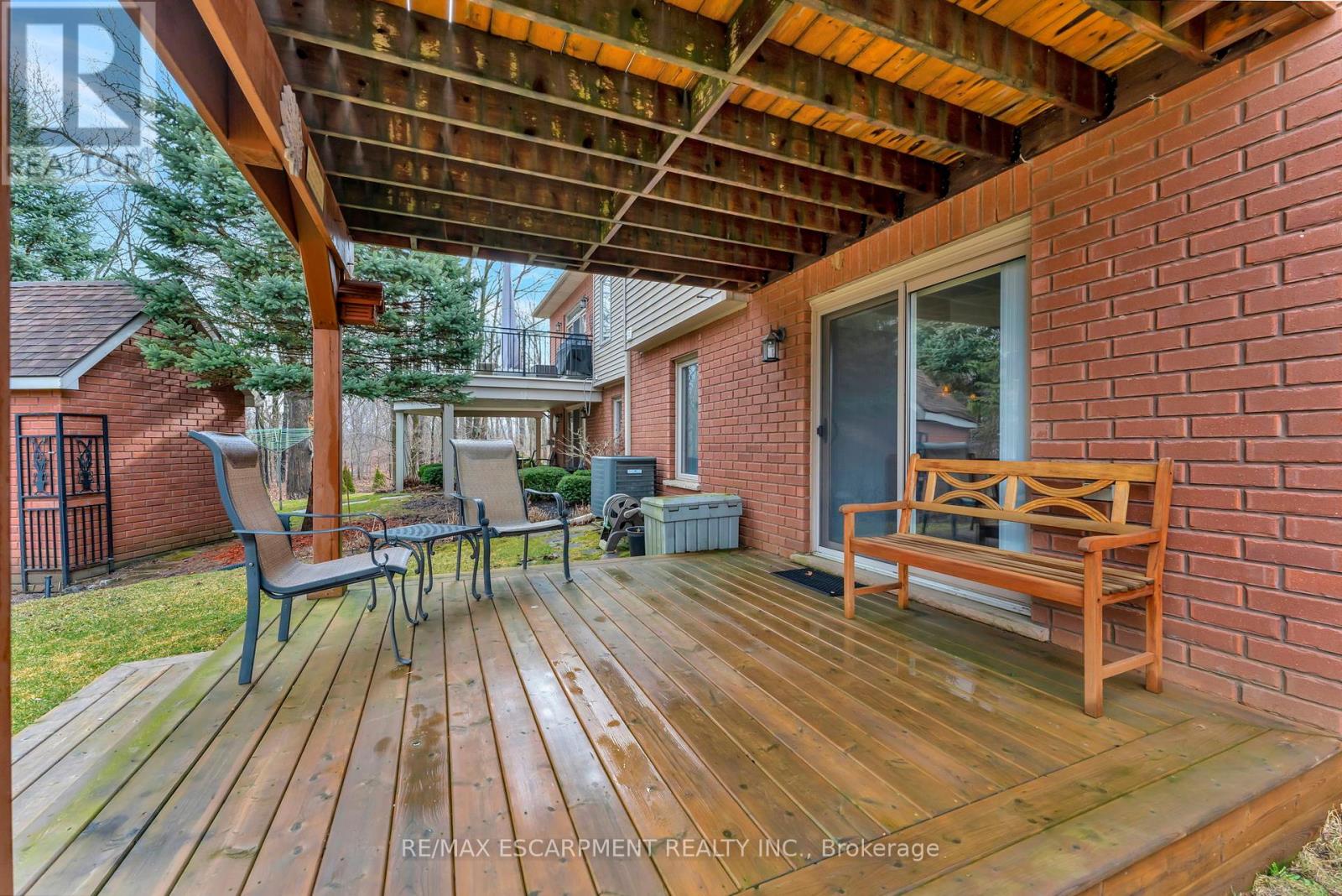 23 Iron Bridge Court, Haldimand, Ontario  N3W 0A4 - Photo 37 - X12063691