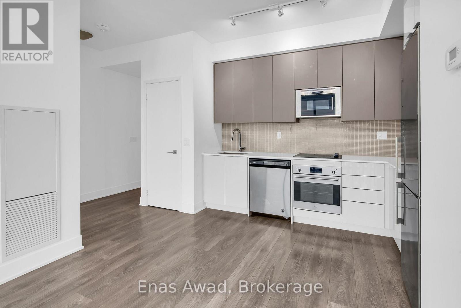 3207 - 2916 Highway 7, Vaughan (Concord), Ontario  L4K 0K6 - Photo 12 - N12063730