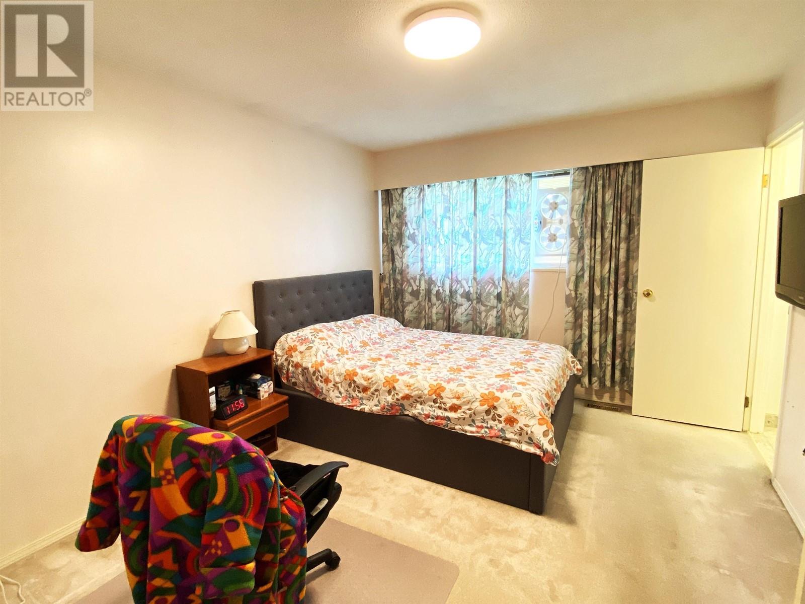 6151 Bellflower Drive, Richmond, British Columbia  V7C 2H7 - Photo 9 - R2986461